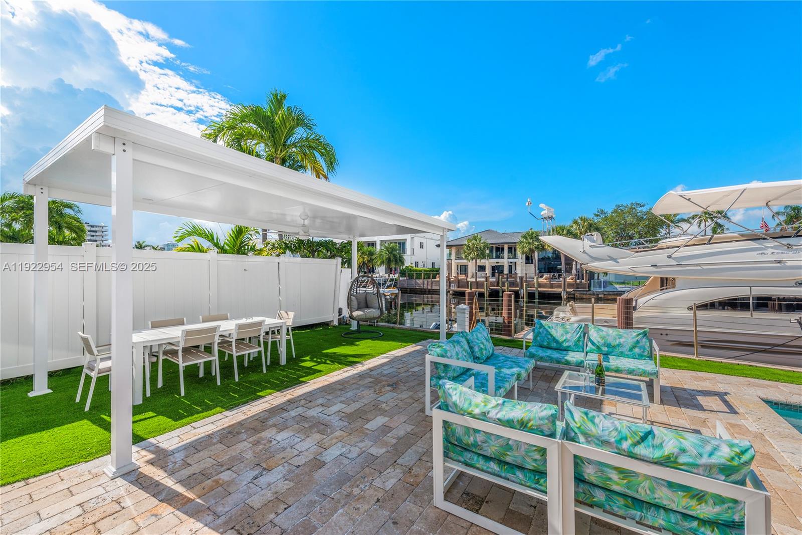 EASTERN SHORES 1ST ADDN - Residential
