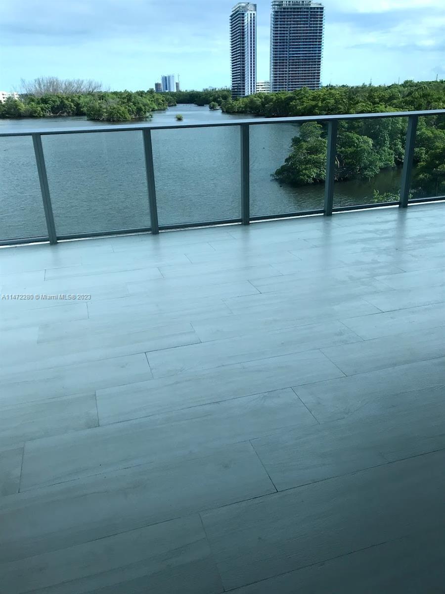MARINA PALMS RESIDENCES S - Residential Lease