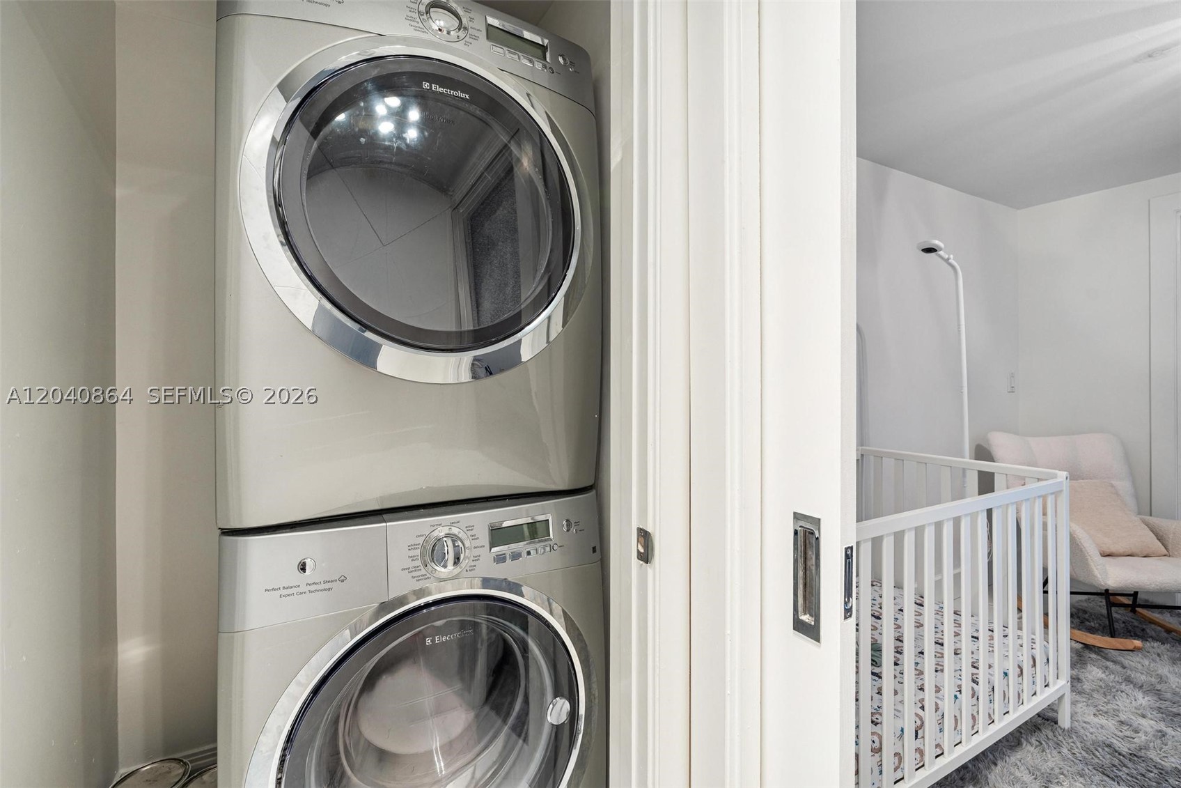 SOLIMAR CONDO - Residential