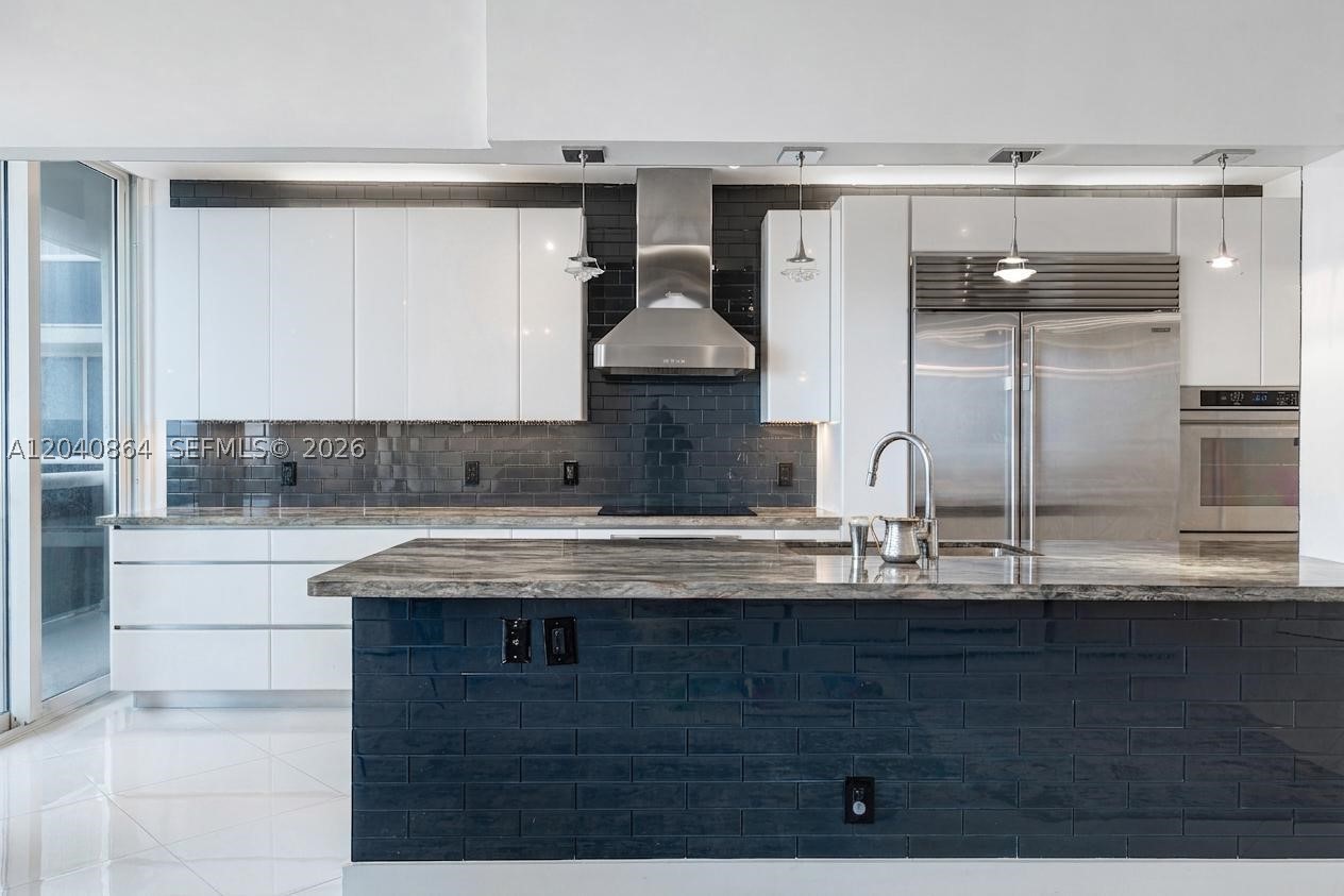 SOLIMAR CONDO - Residential