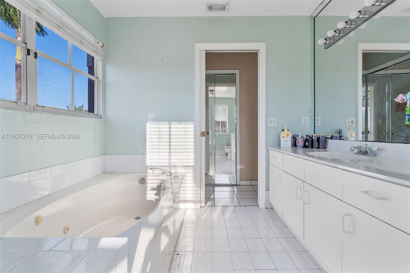 SHOMA HOMES AT KENDALL - Residential