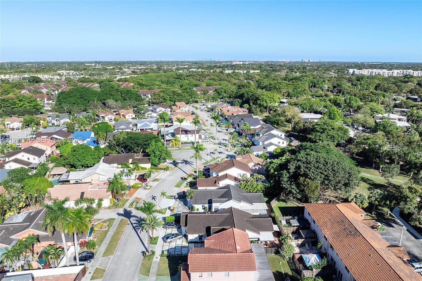 SHOMA HOMES AT KENDALL - Residential