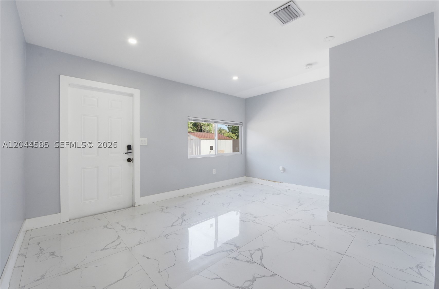 NORTH SHORE HEIGHTS - Residential