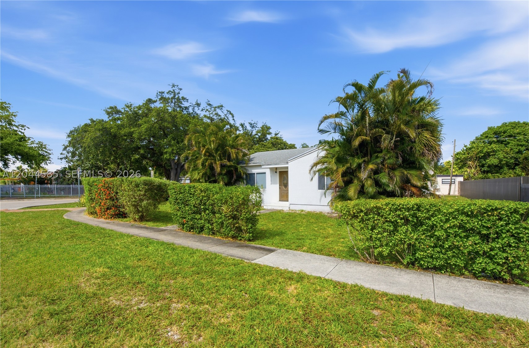 NORTH SHORE HEIGHTS - Residential