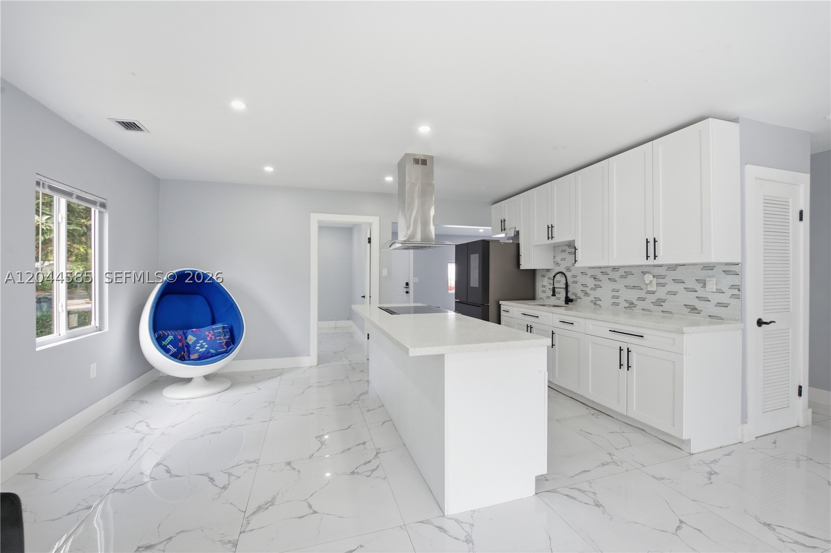 NORTH SHORE HEIGHTS - Residential