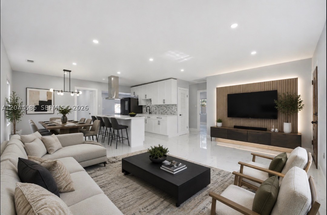 NORTH SHORE HEIGHTS - Residential