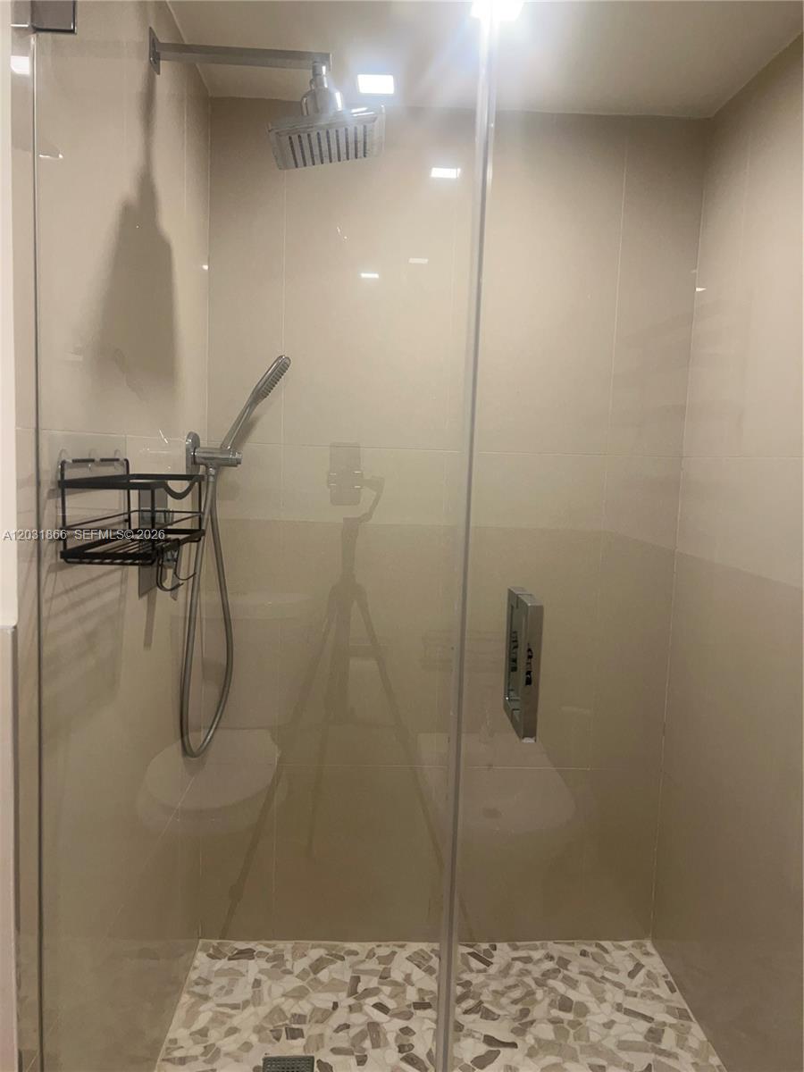 VENETIA CONDO - Residential Lease