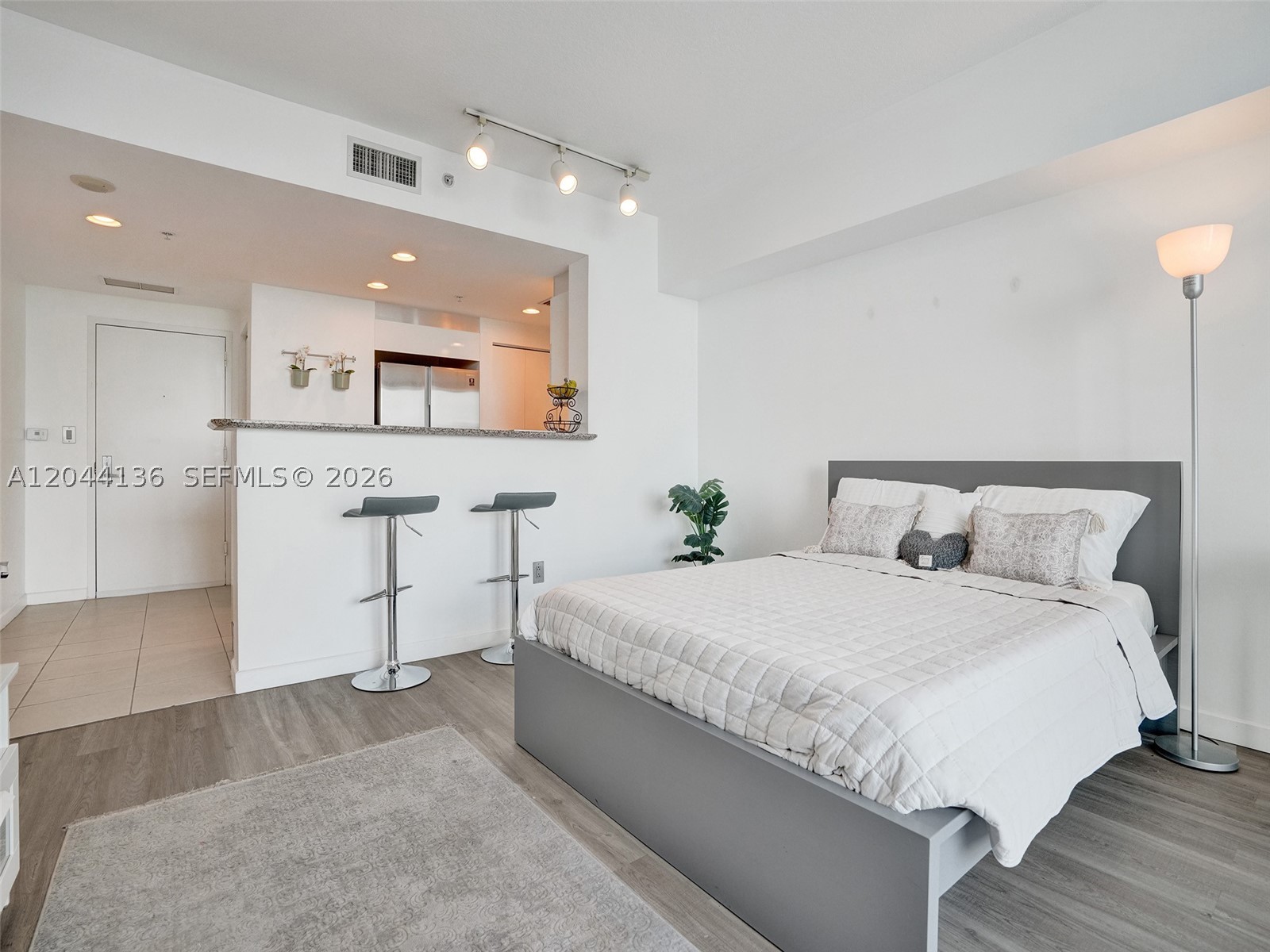 ONE MIAMI WEST CONDO - Residential Lease