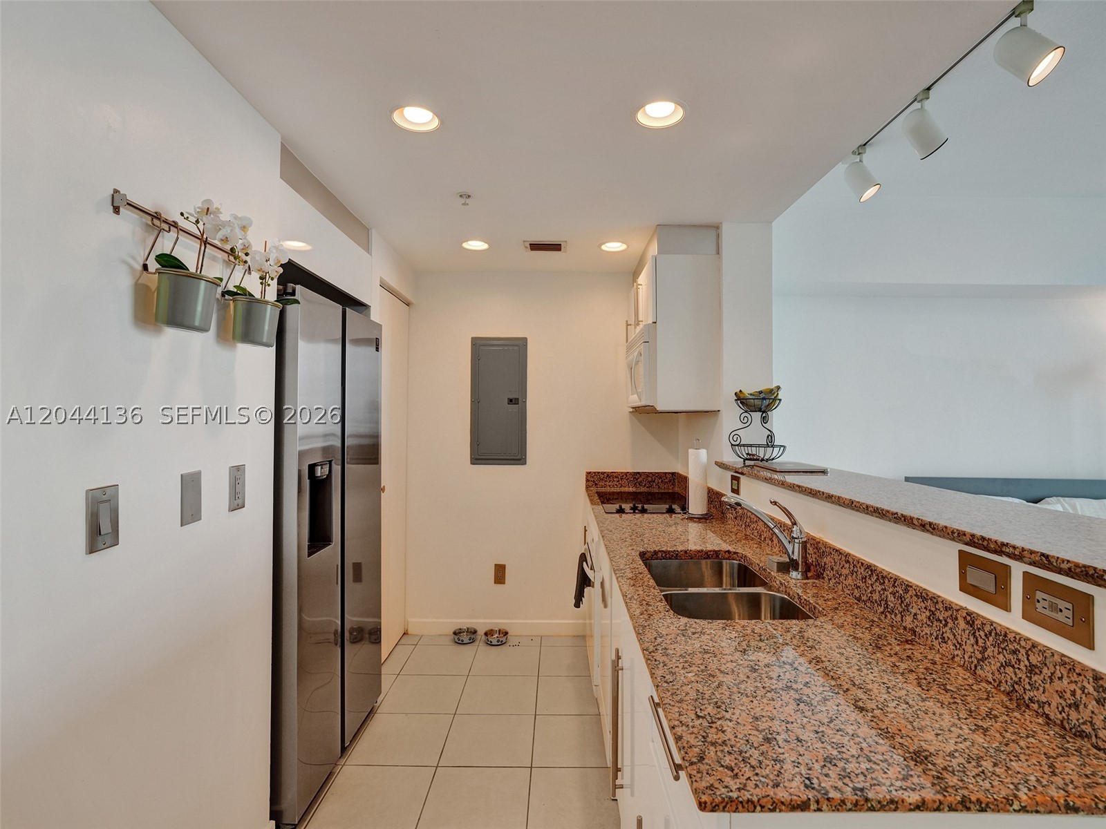ONE MIAMI WEST CONDO - Residential Lease