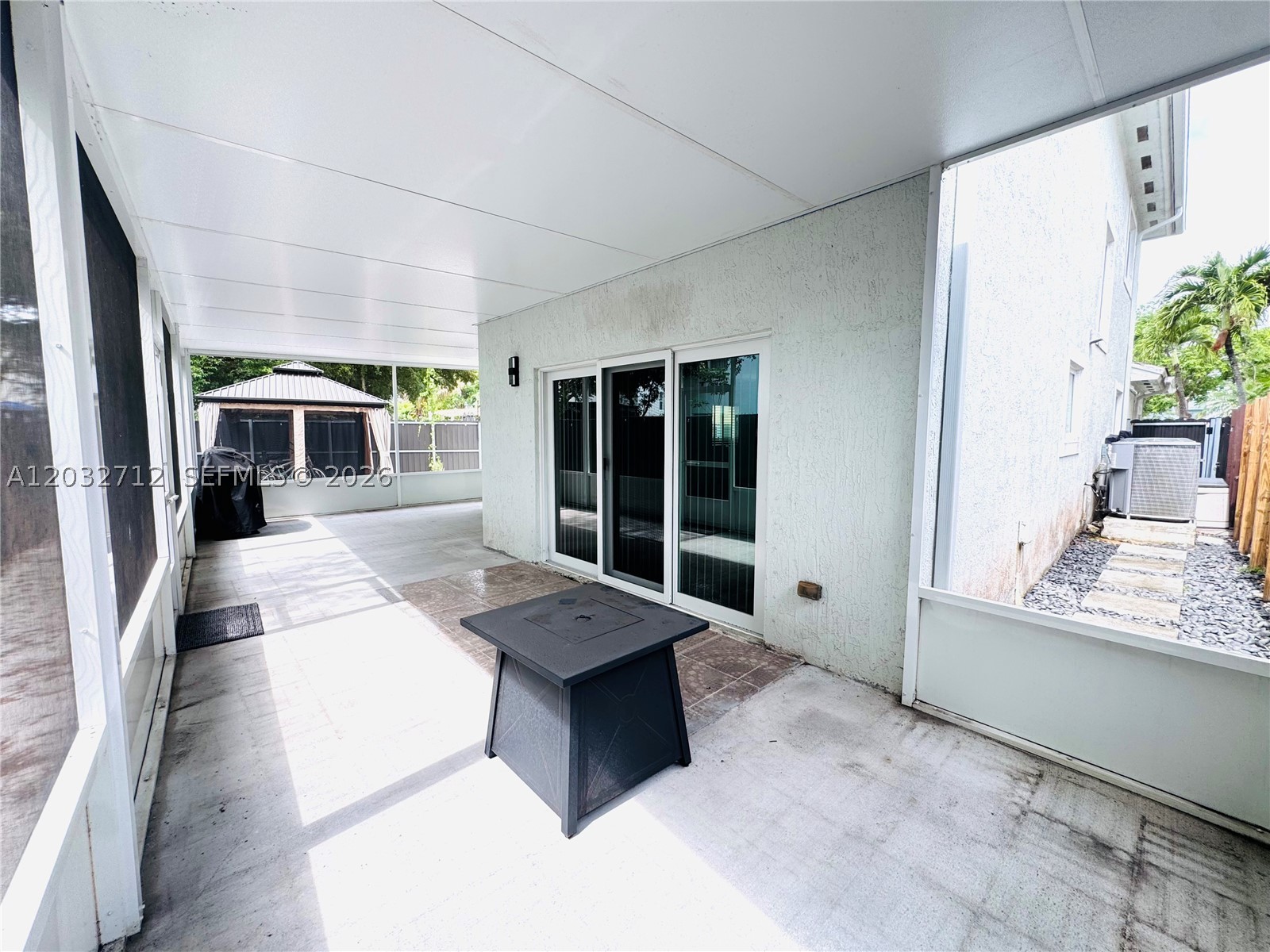 EMILIOS PLACE AT OASIS - Residential Lease