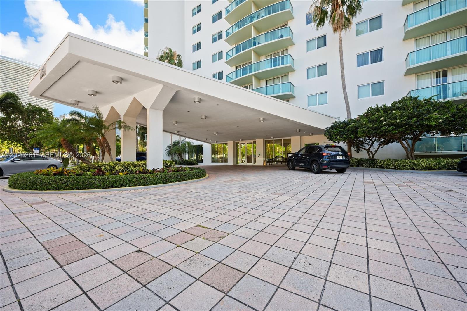 OCEANVIEW BUILDING B COND - Residential Lease