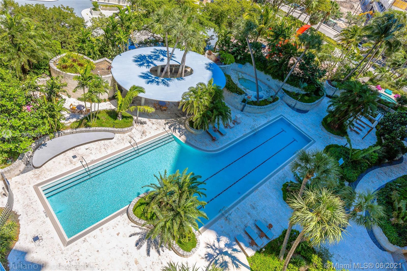 THE GROVE AT GRAND BAY - Residential