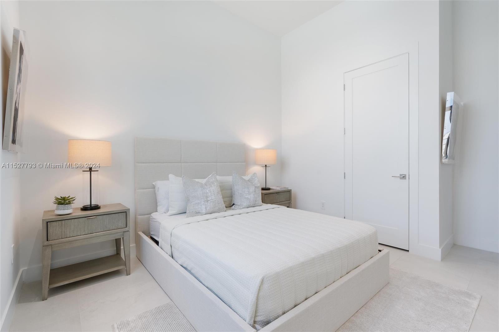 AVIATION COUNTRY CLUB - Residential