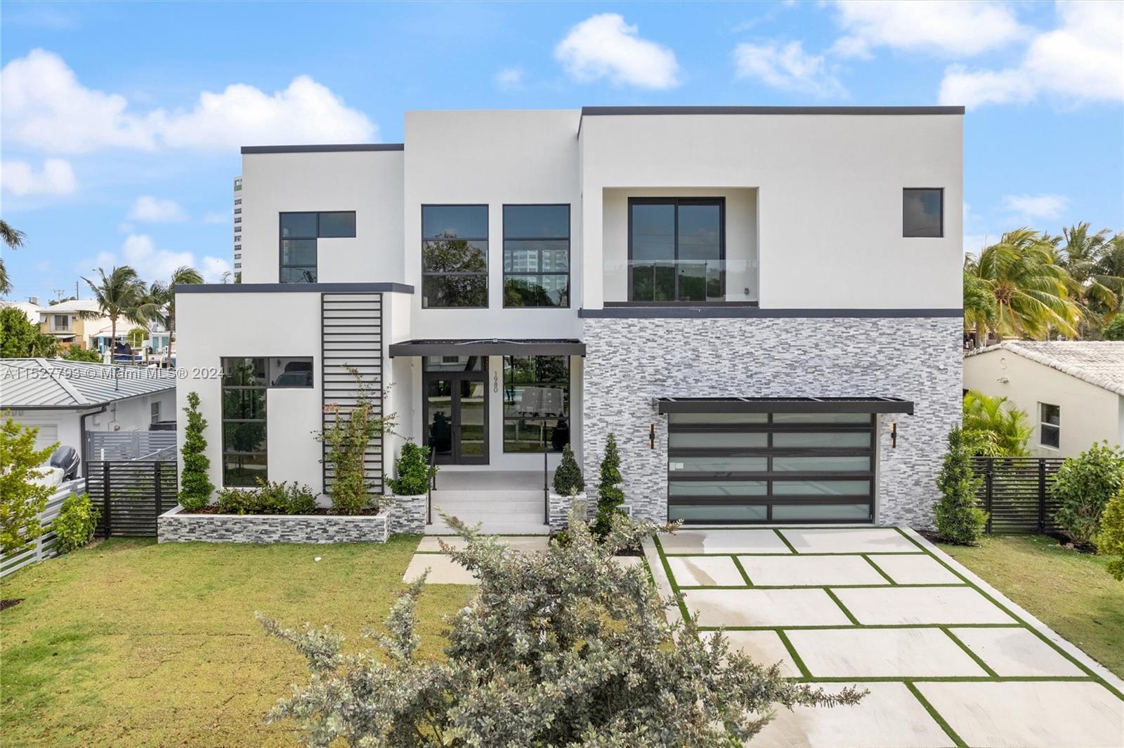 AVIATION COUNTRY CLUB - Residential