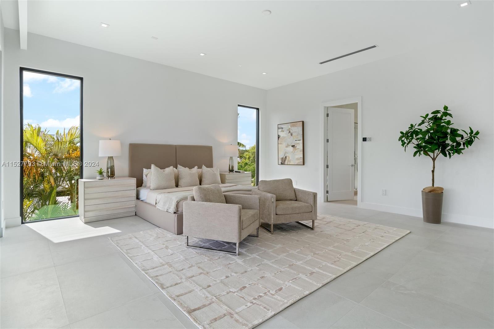 AVIATION COUNTRY CLUB - Residential