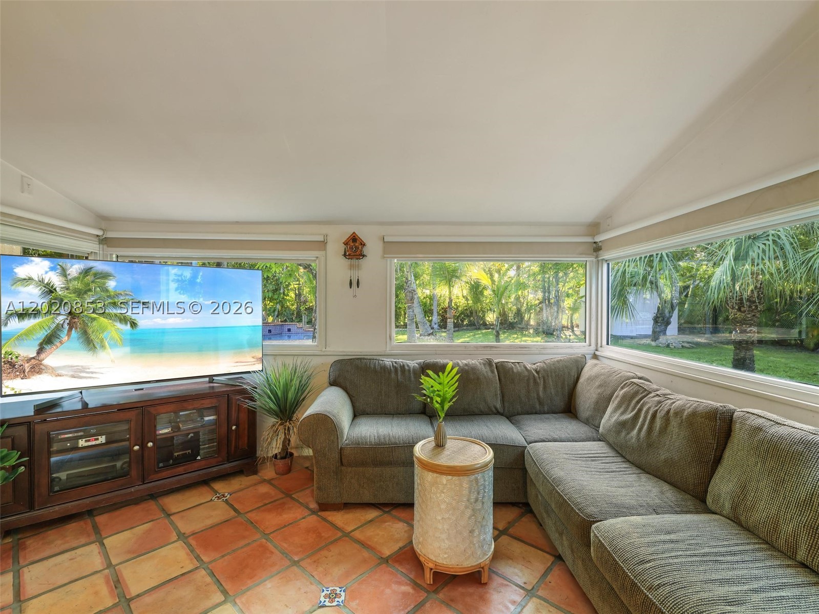 CAROLE HELMS MANOR - Residential