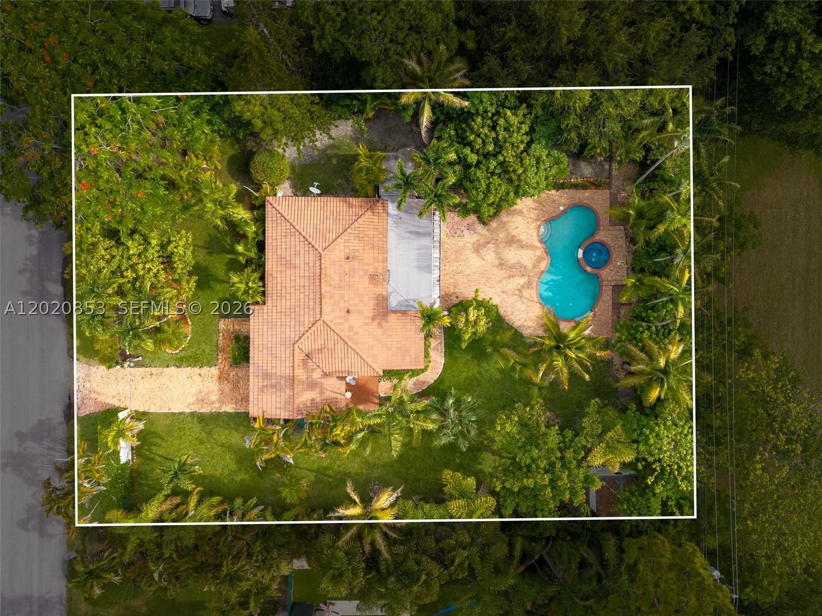 CAROLE HELMS MANOR - Residential