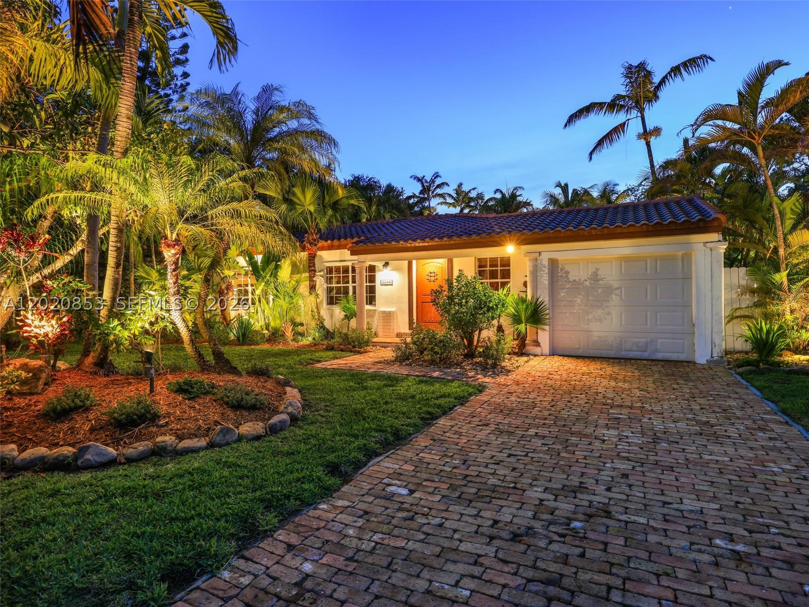 CAROLE HELMS MANOR - Residential