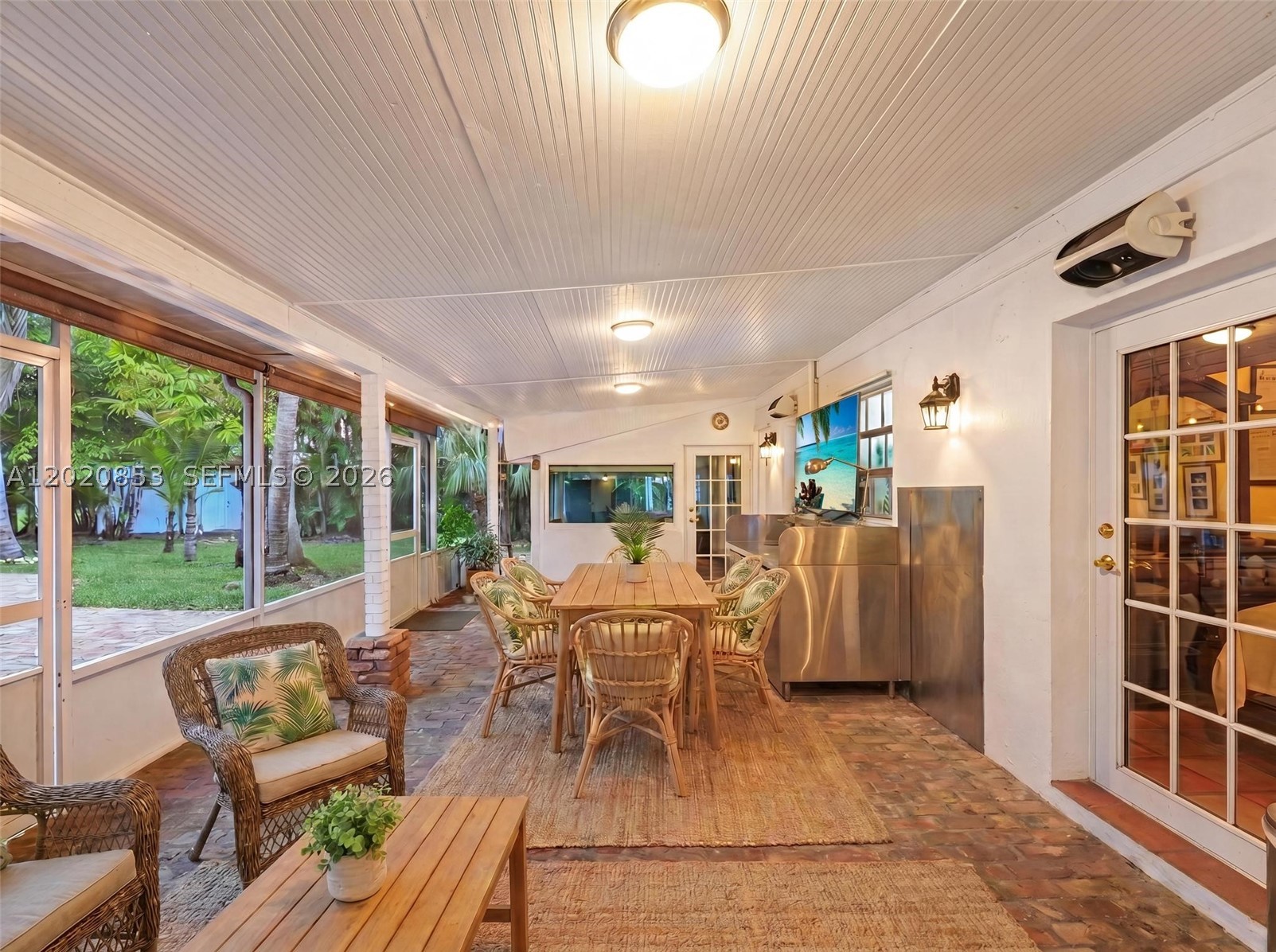 CAROLE HELMS MANOR - Residential