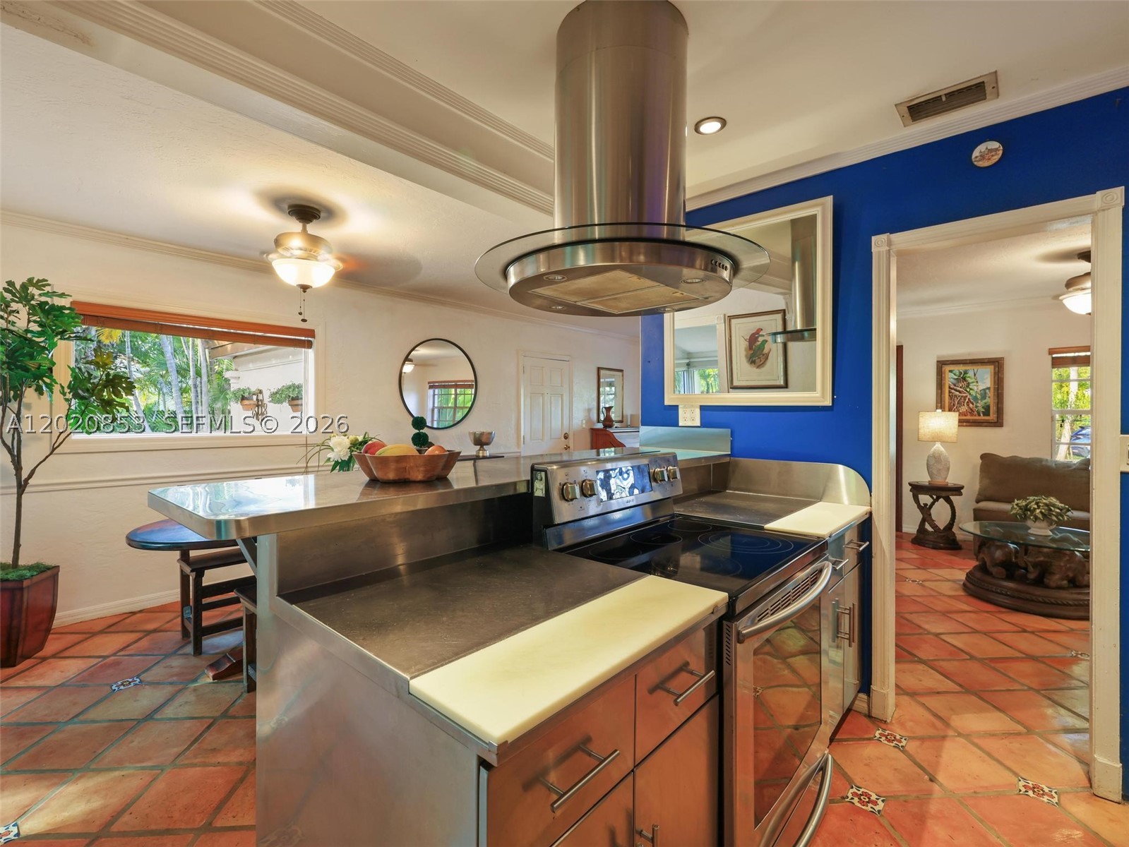 CAROLE HELMS MANOR - Residential