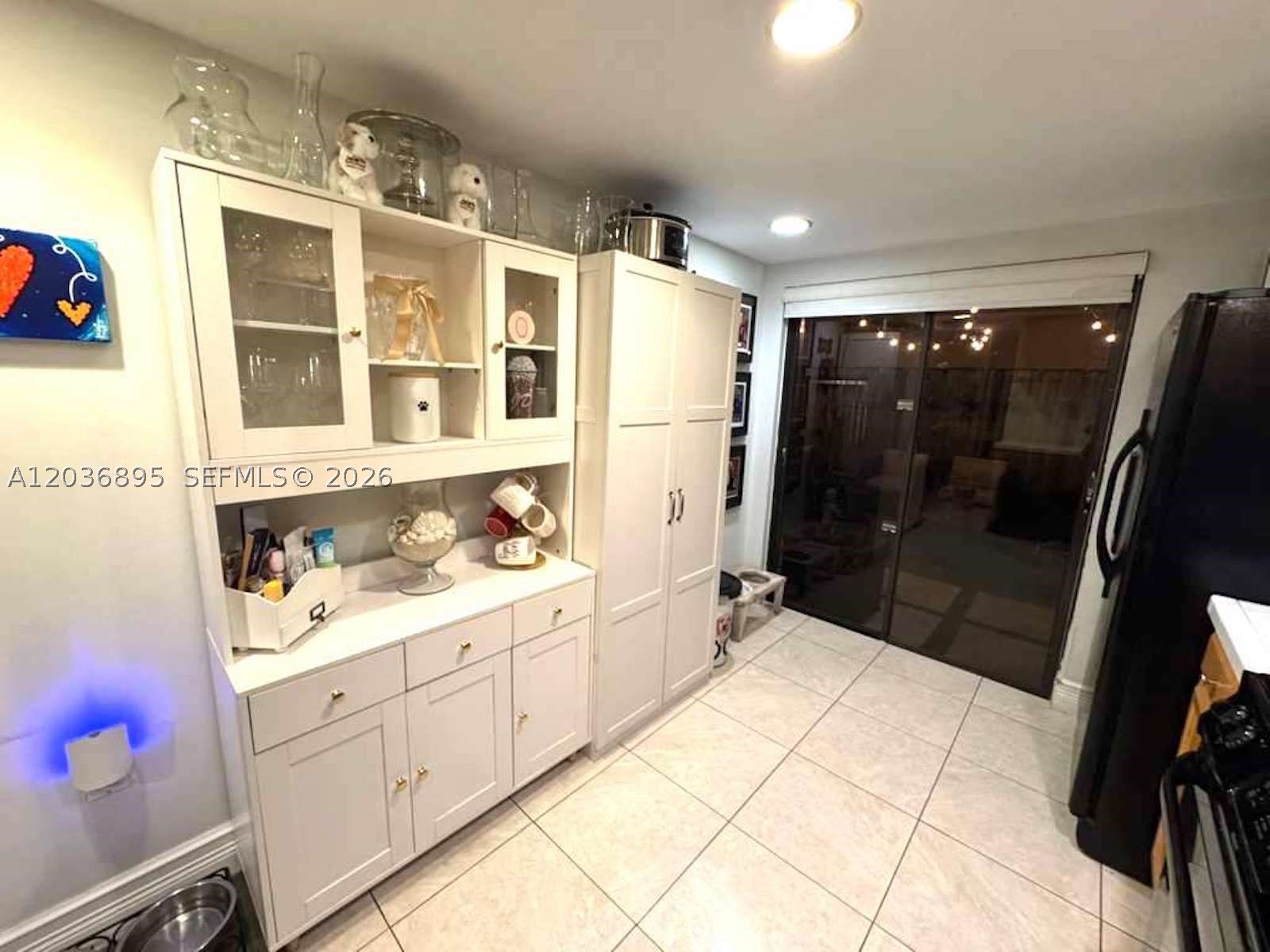 DADELAND COVE SEC 1 - Residential Lease