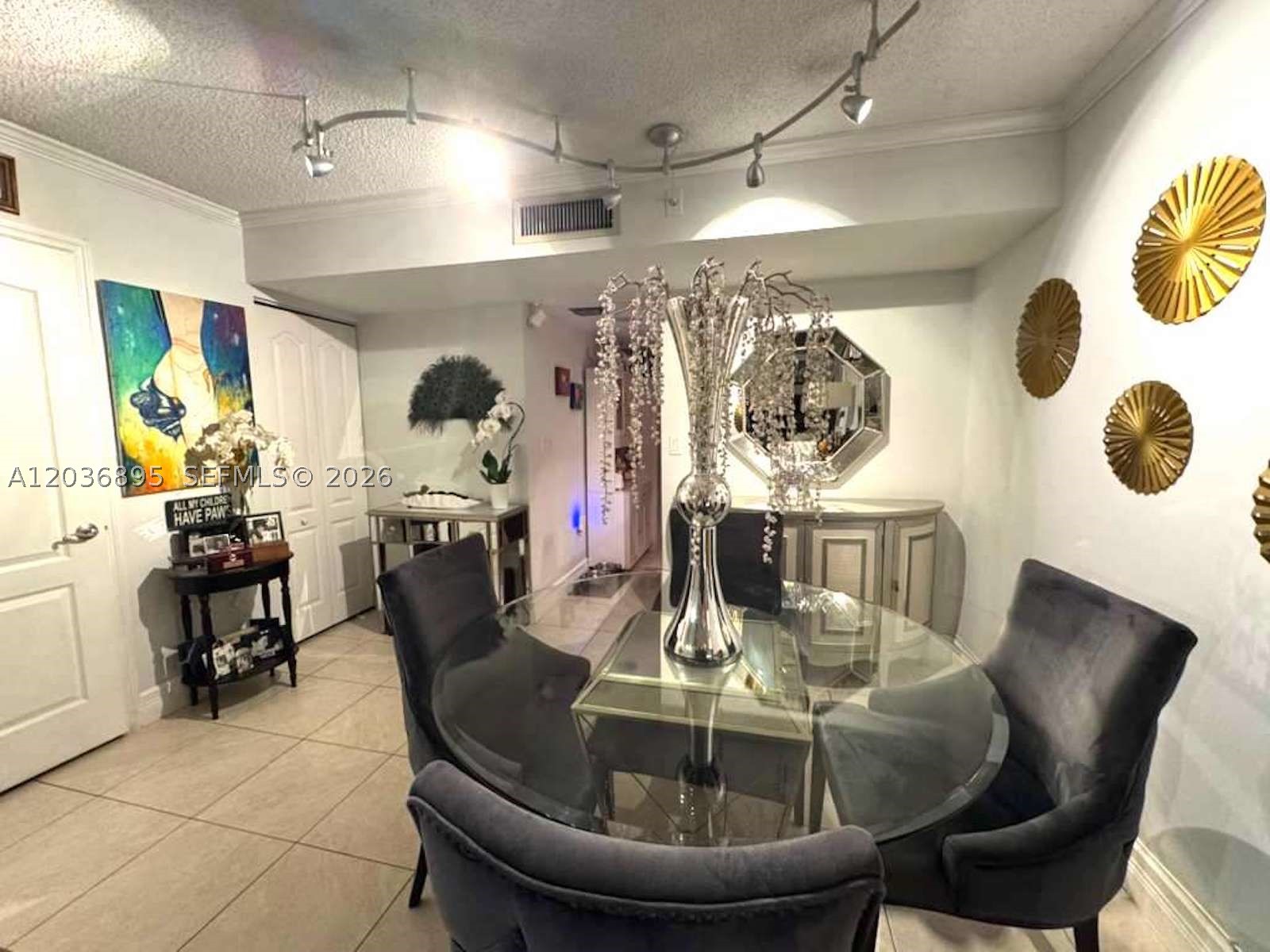 DADELAND COVE SEC 1 - Residential Lease