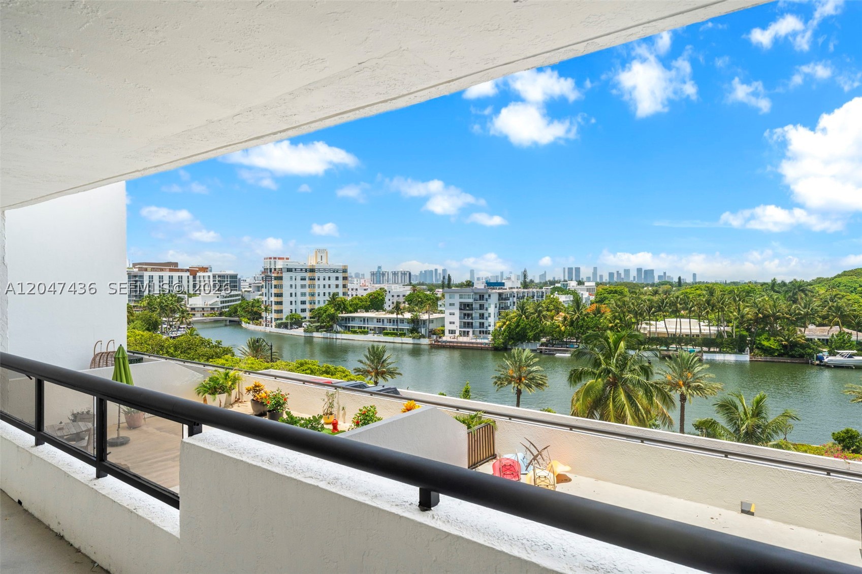 CLUB ATLANTIS CONDO - Residential