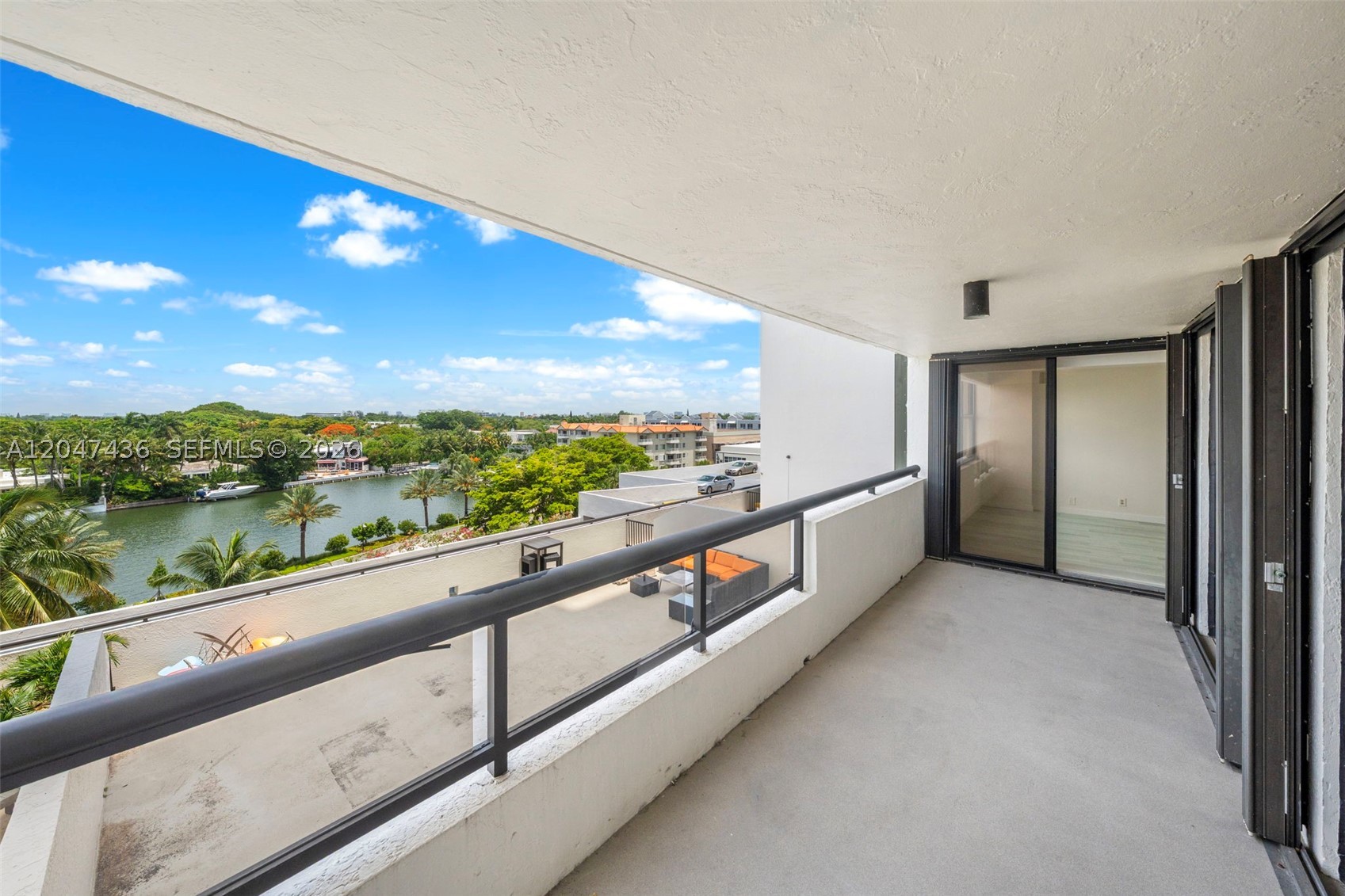 CLUB ATLANTIS CONDO - Residential