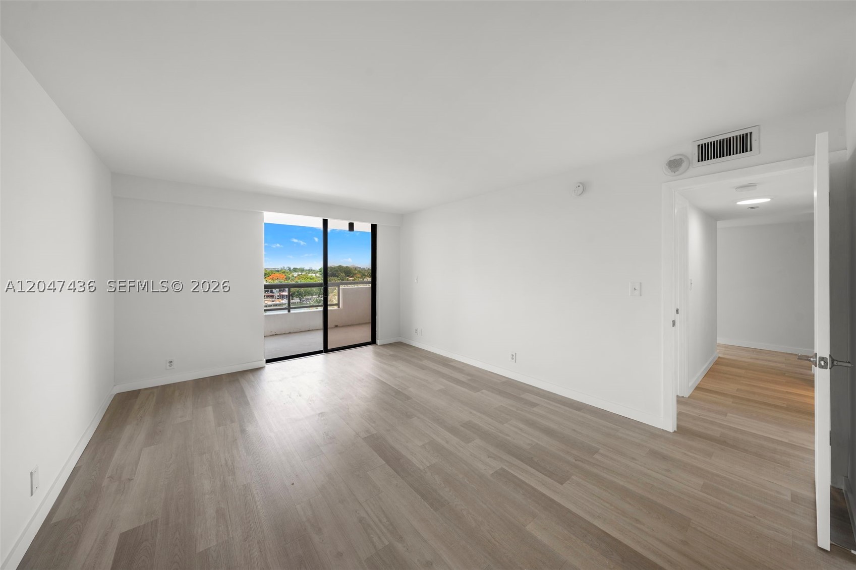 CLUB ATLANTIS CONDO - Residential
