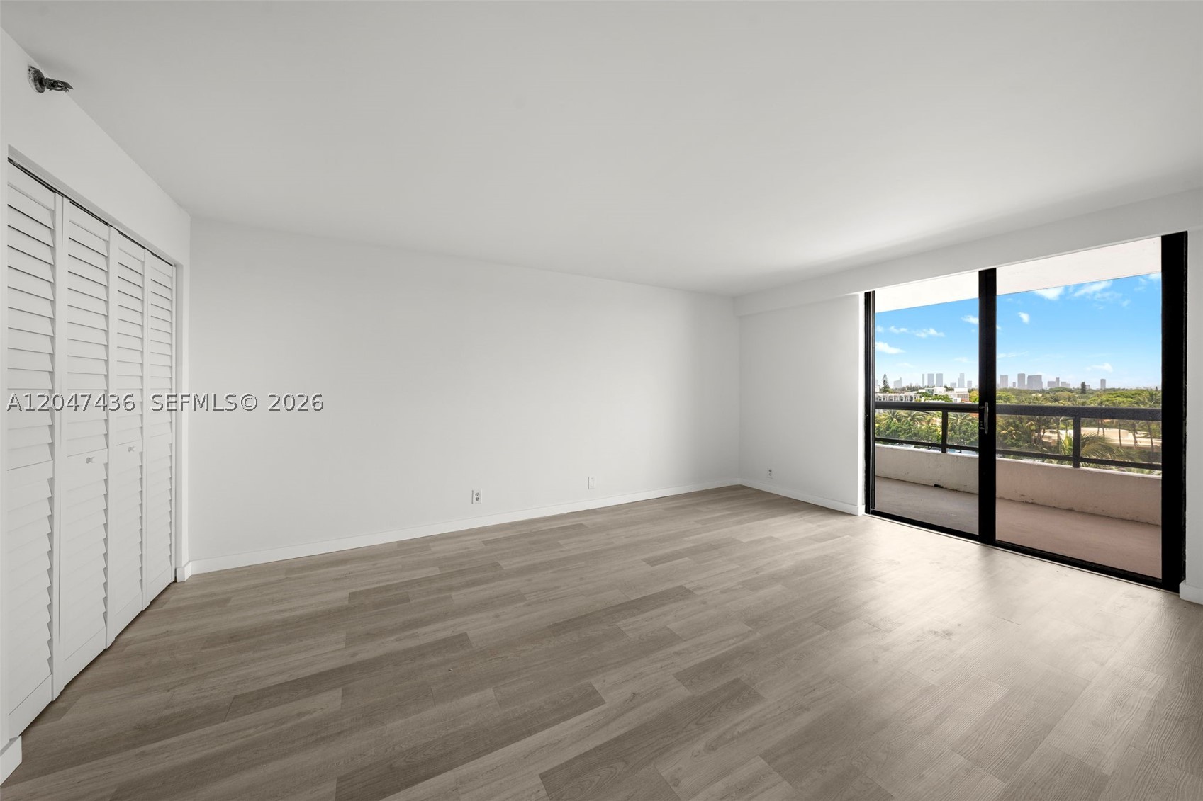 CLUB ATLANTIS CONDO - Residential