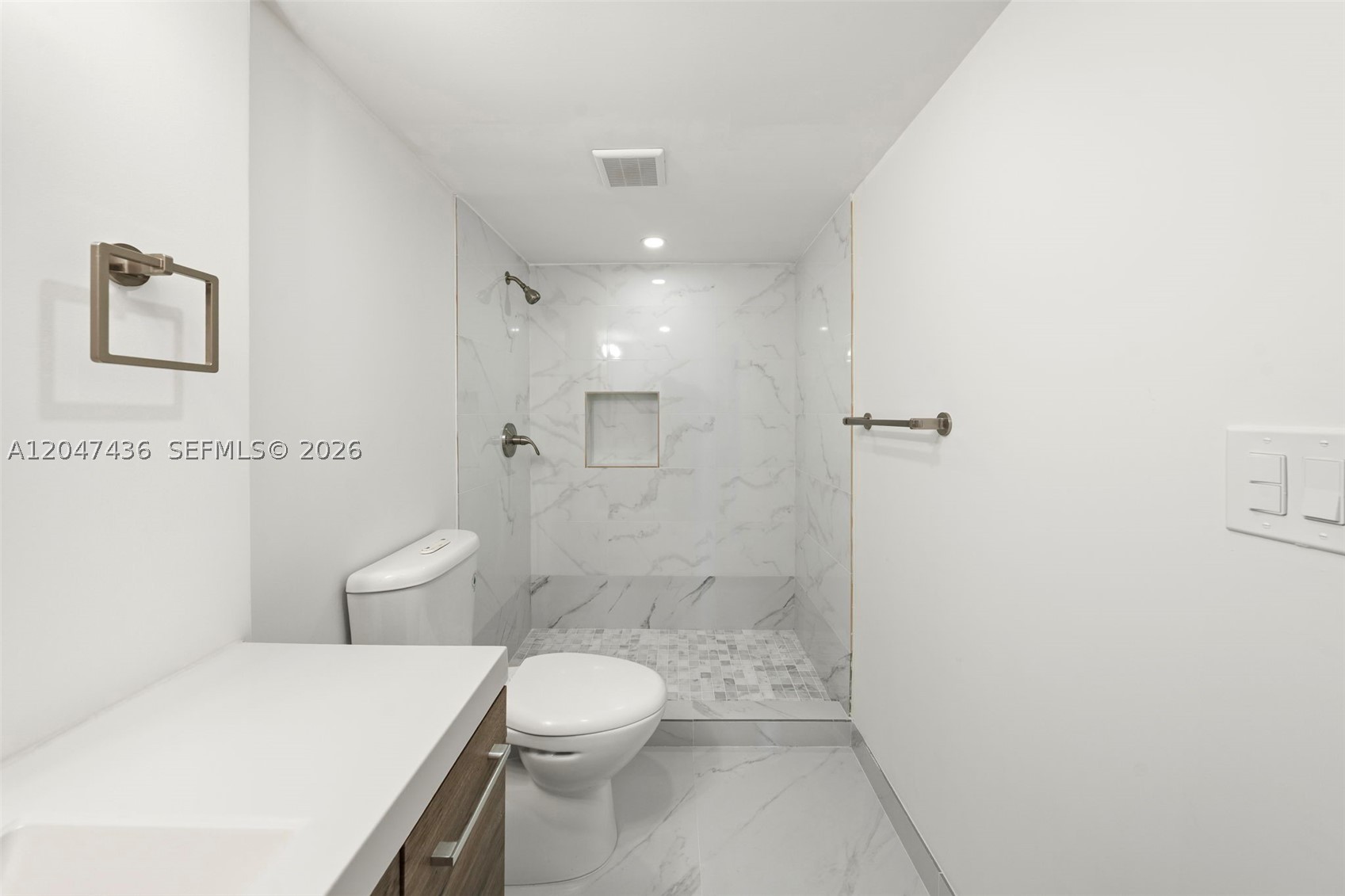 CLUB ATLANTIS CONDO - Residential