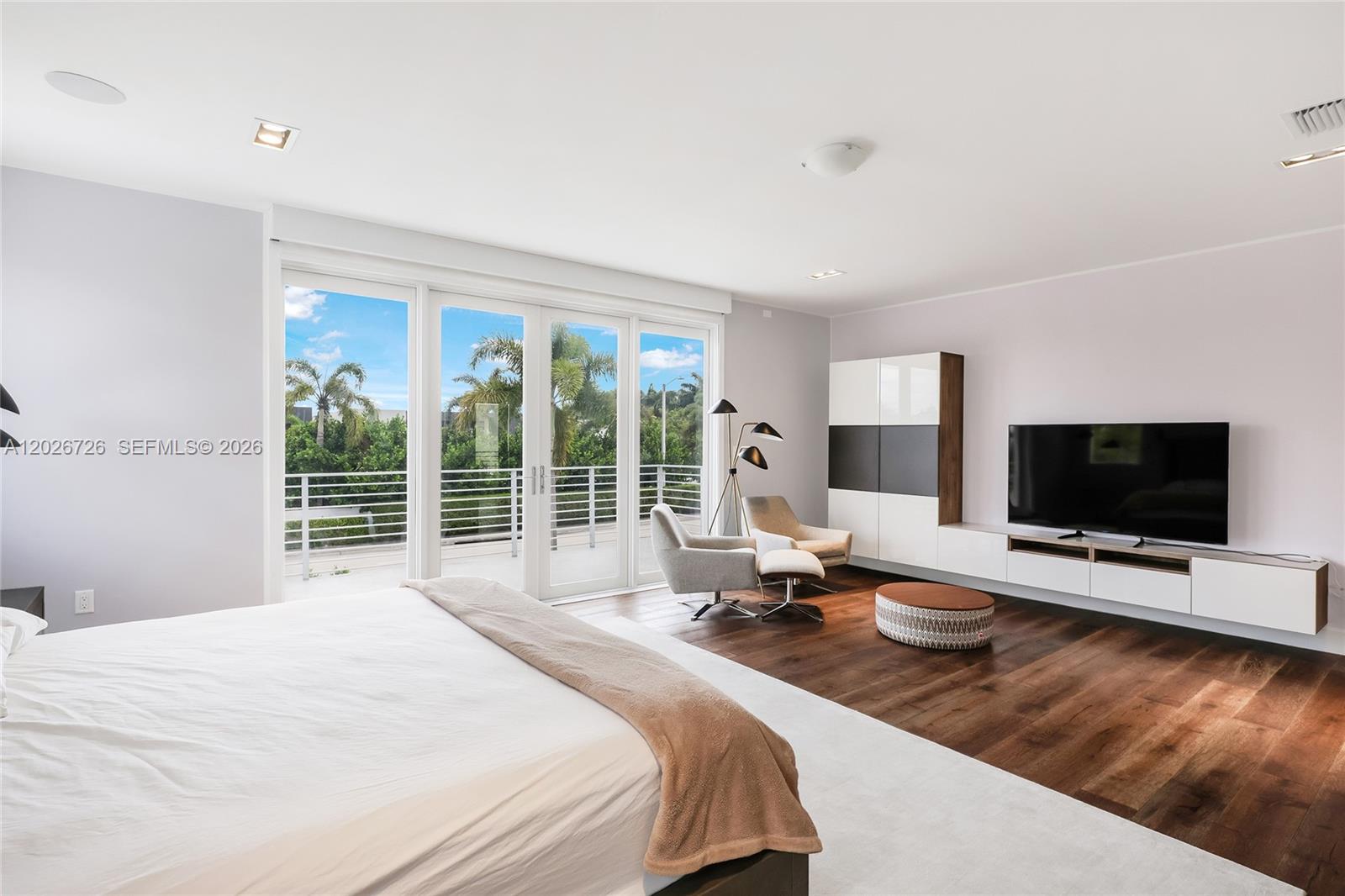 DORAL COMMONS RESIDENTIAL - Residential