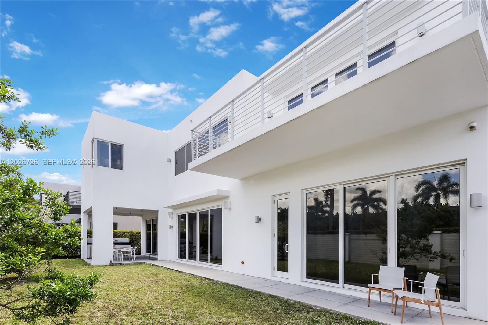 DORAL COMMONS RESIDENTIAL - Residential