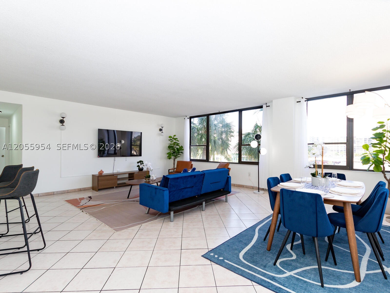 ALEXANDER TOWERS CONDO - Residential