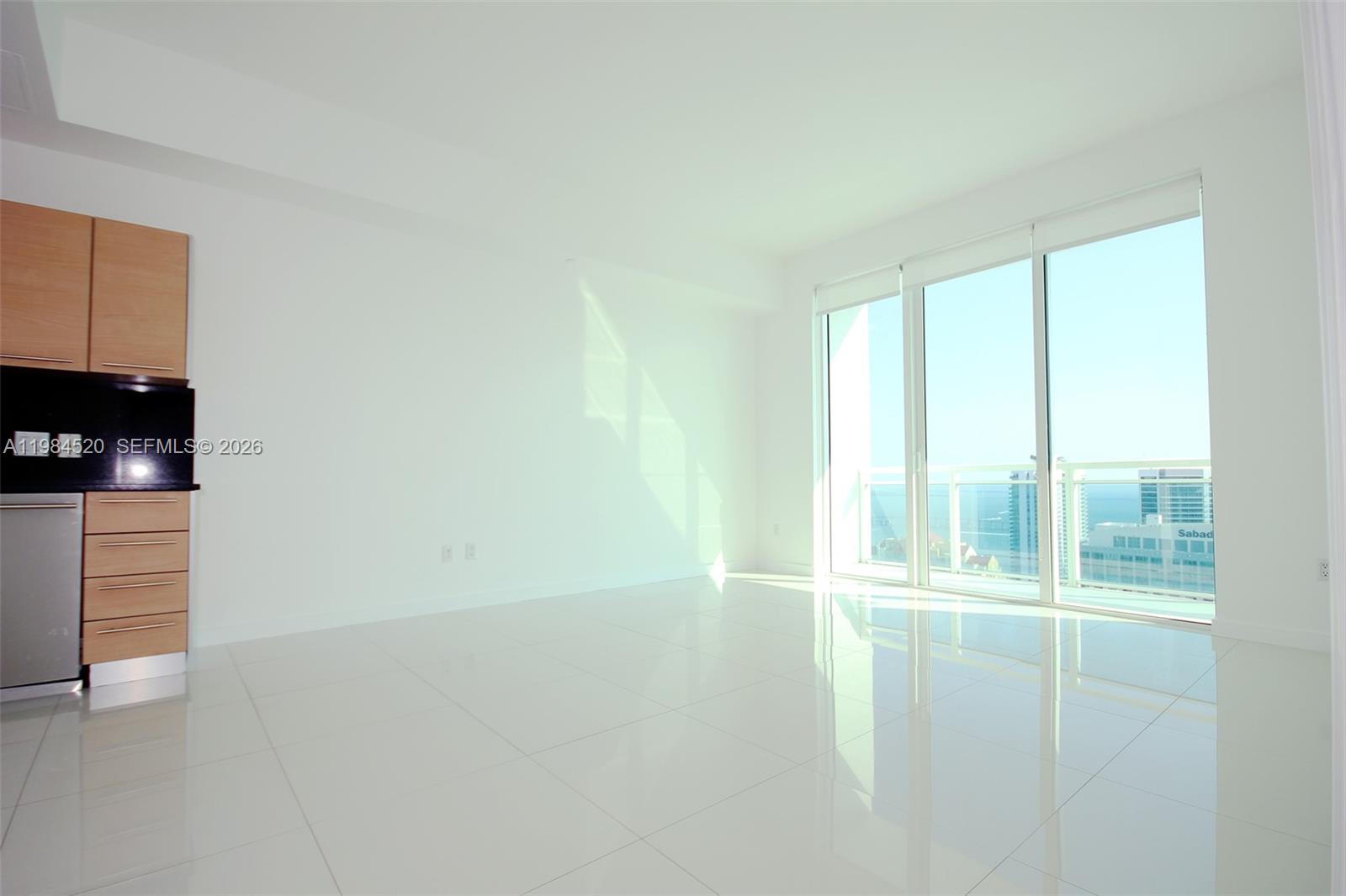 THE PLAZA 851 BRICKELL - Residential Lease