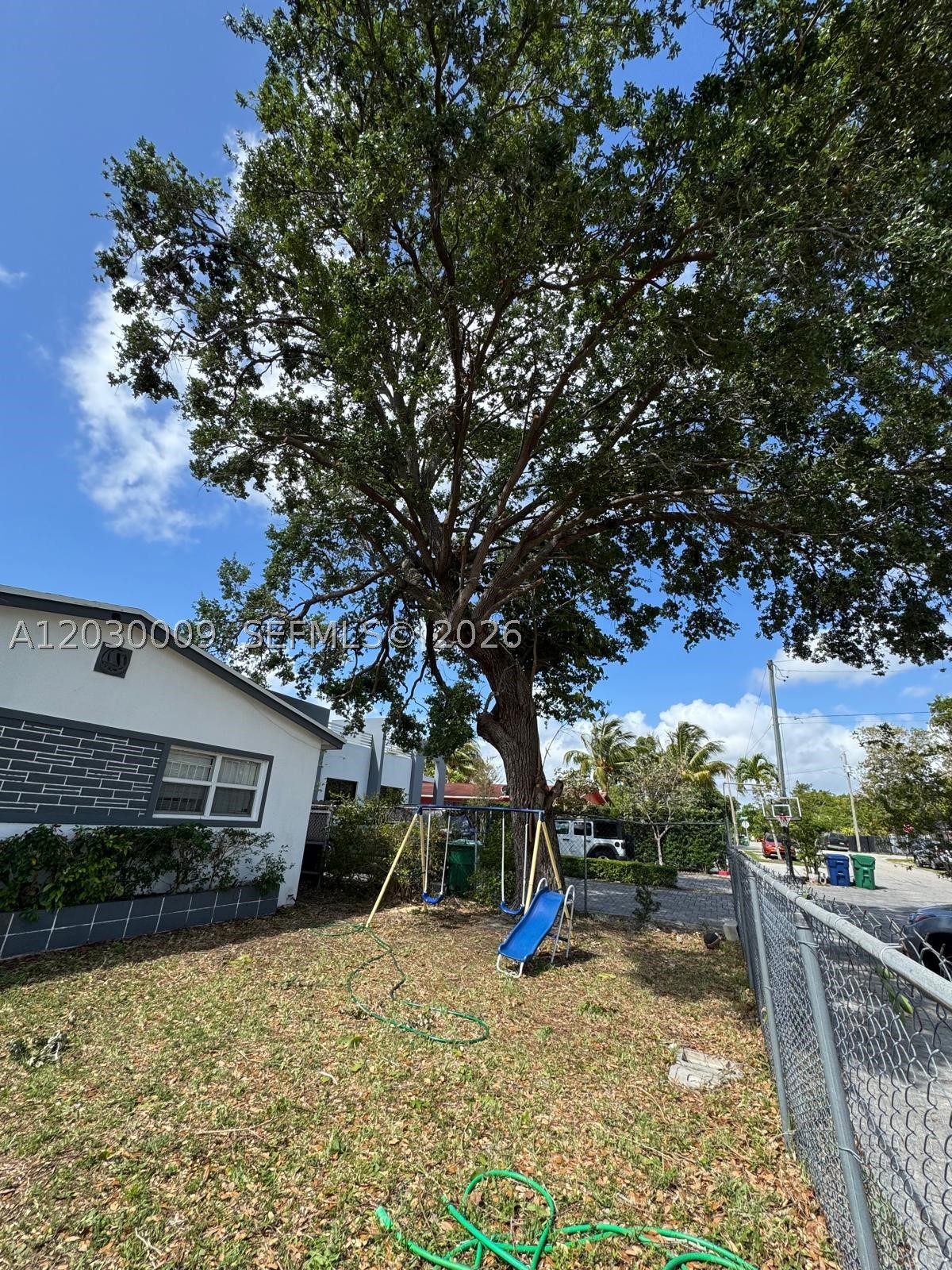BAYVIEW ACRES - Residential Lease