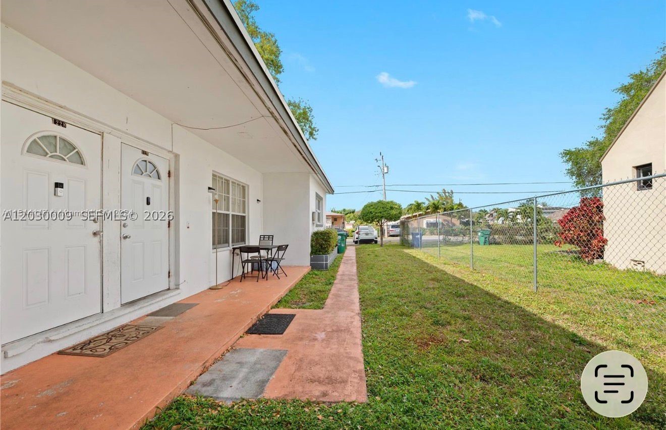 BAYVIEW ACRES - Residential Lease
