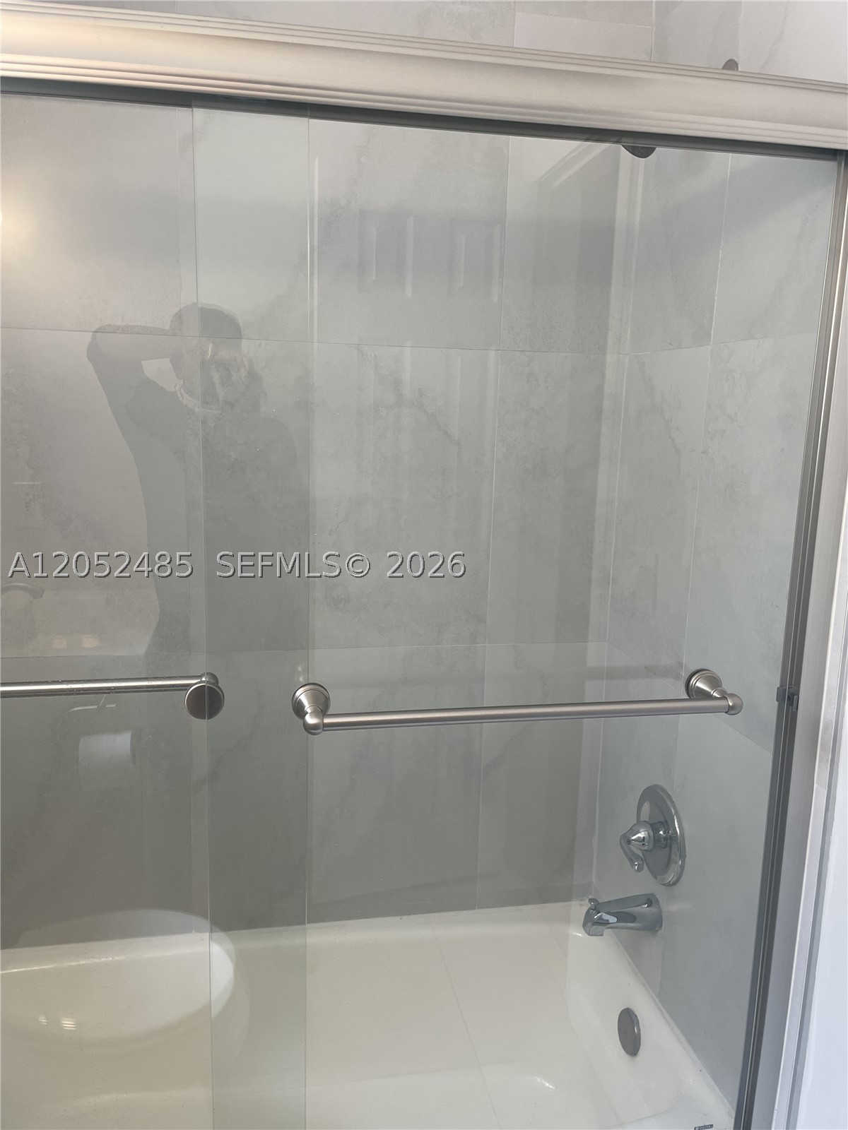 CLEVE APTS CONDO - Residential Lease