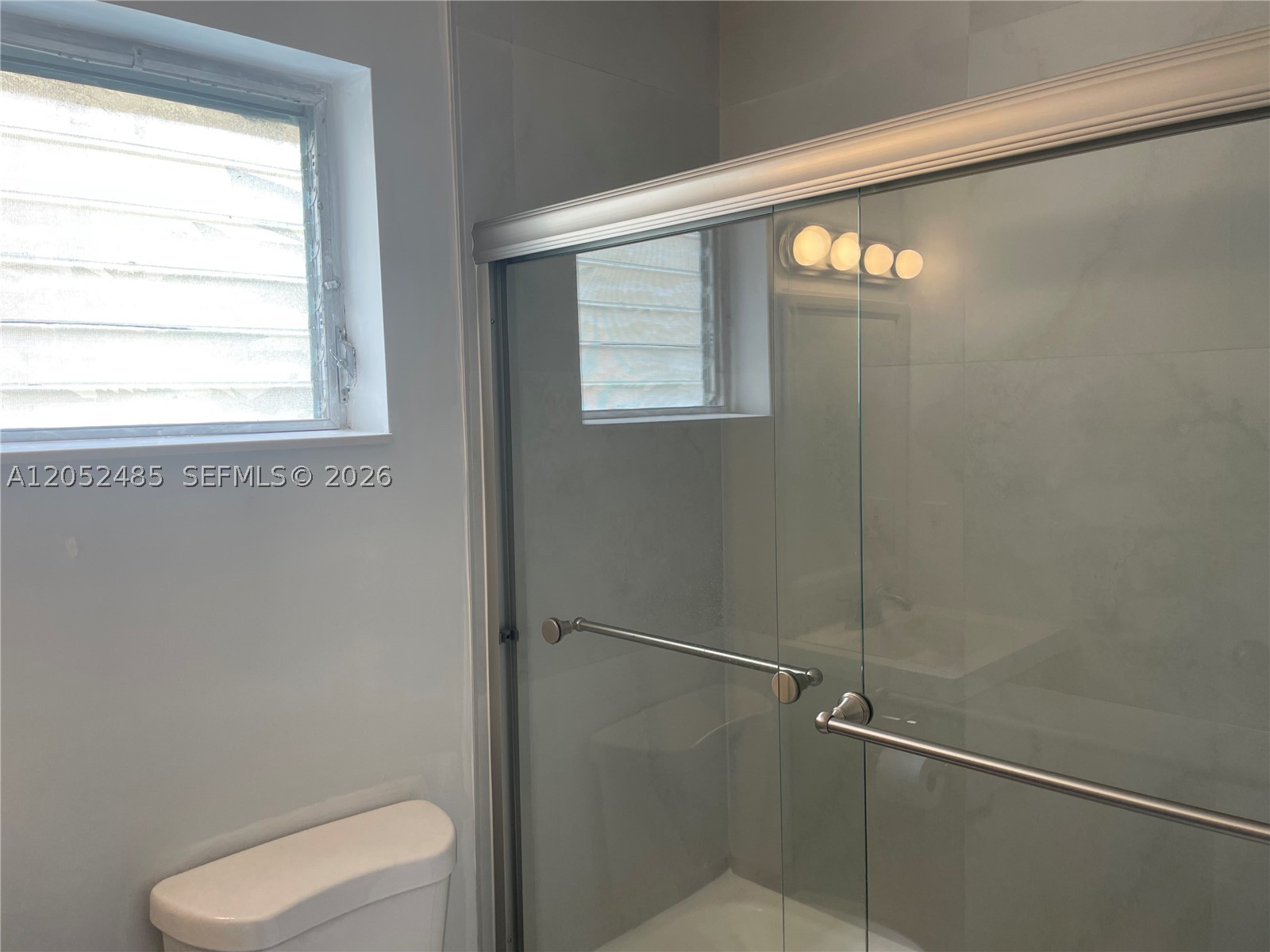 CLEVE APTS CONDO - Residential Lease