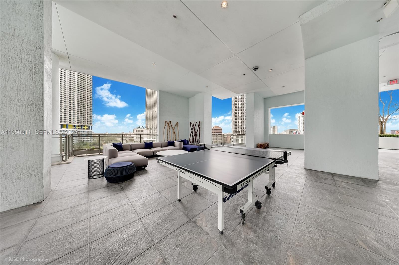 IVY CONDO - Residential