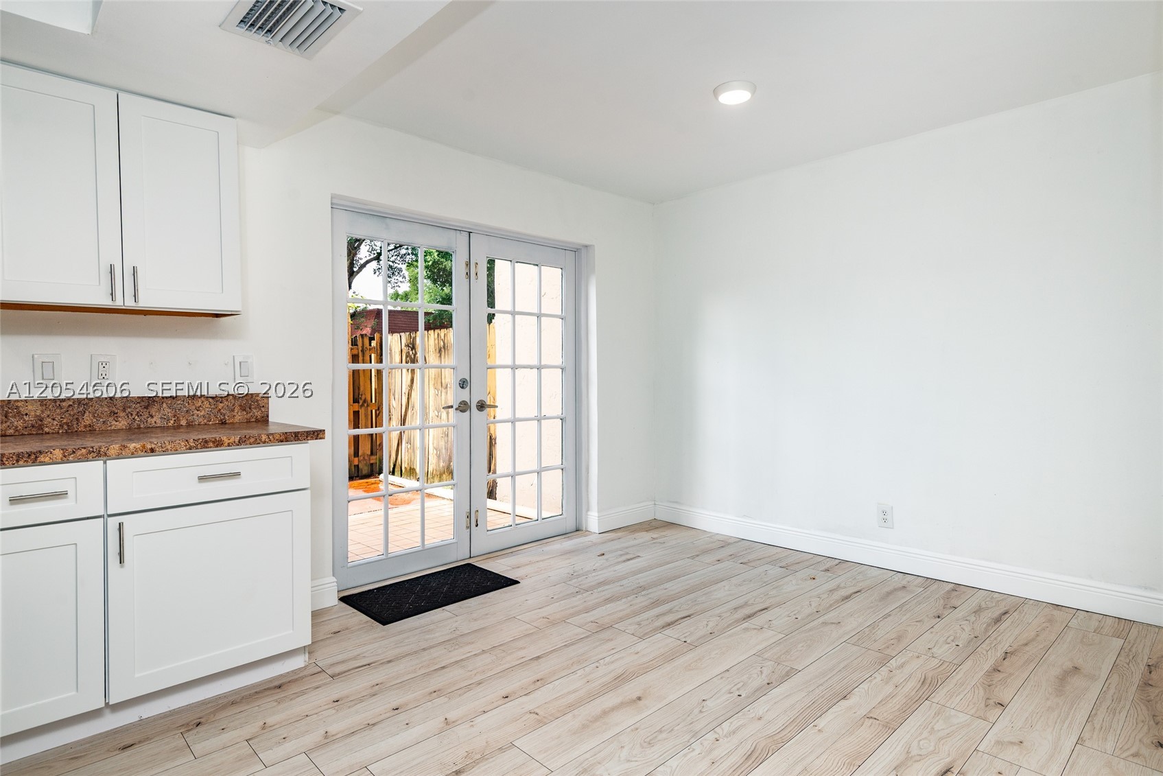 TAM OSHANTER GARDENS FAMI - Residential Lease
