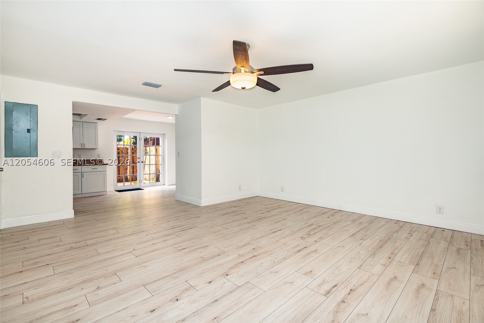TAM OSHANTER GARDENS FAMI - Residential Lease