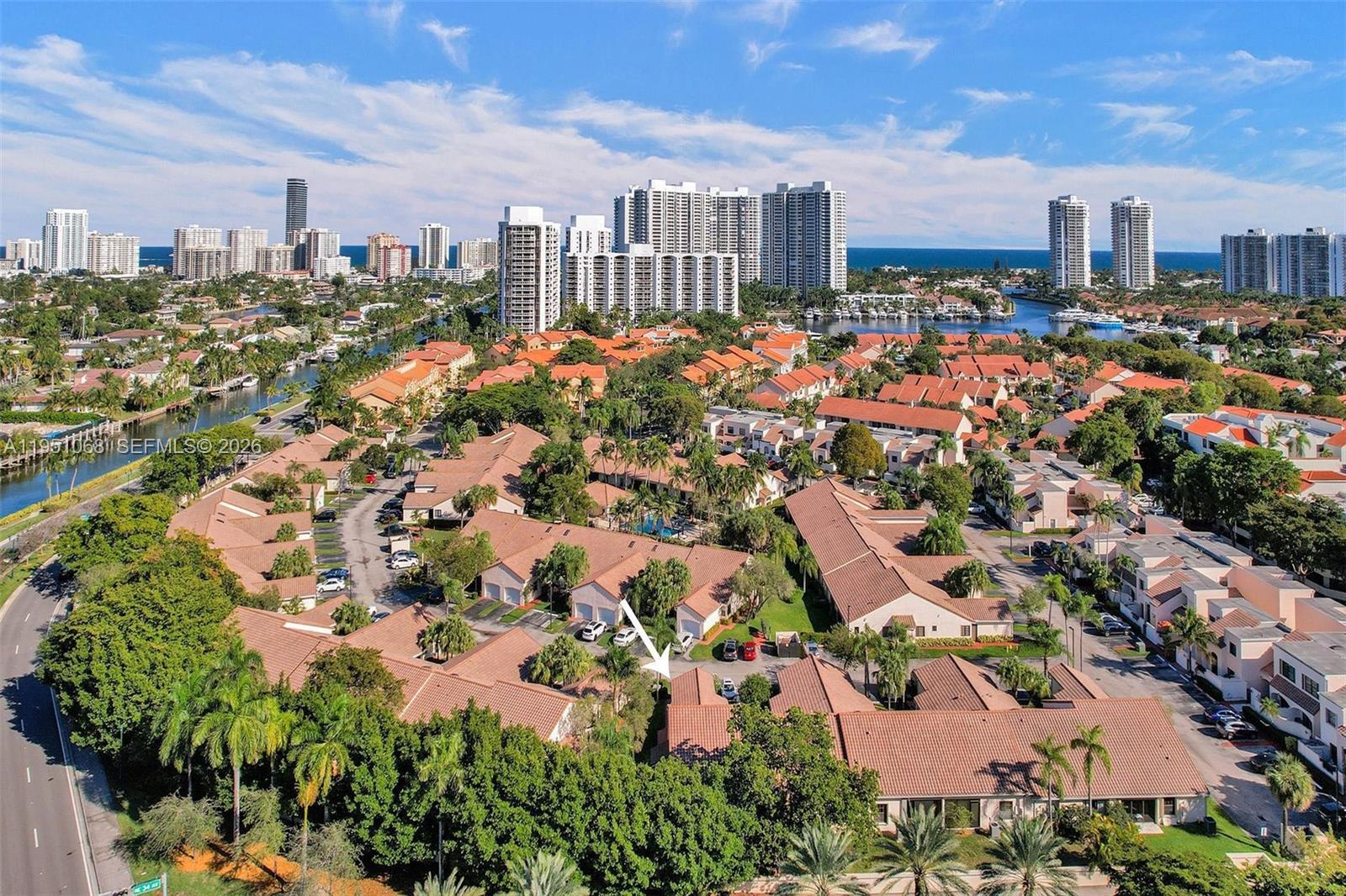COSTAIN VILLAS HARBOR VIL - Residential