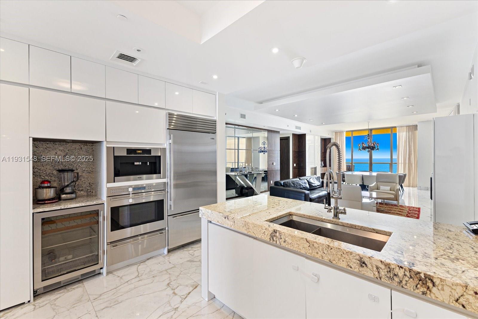 BAL HARBOUR NORTH SOUTH C - Residential