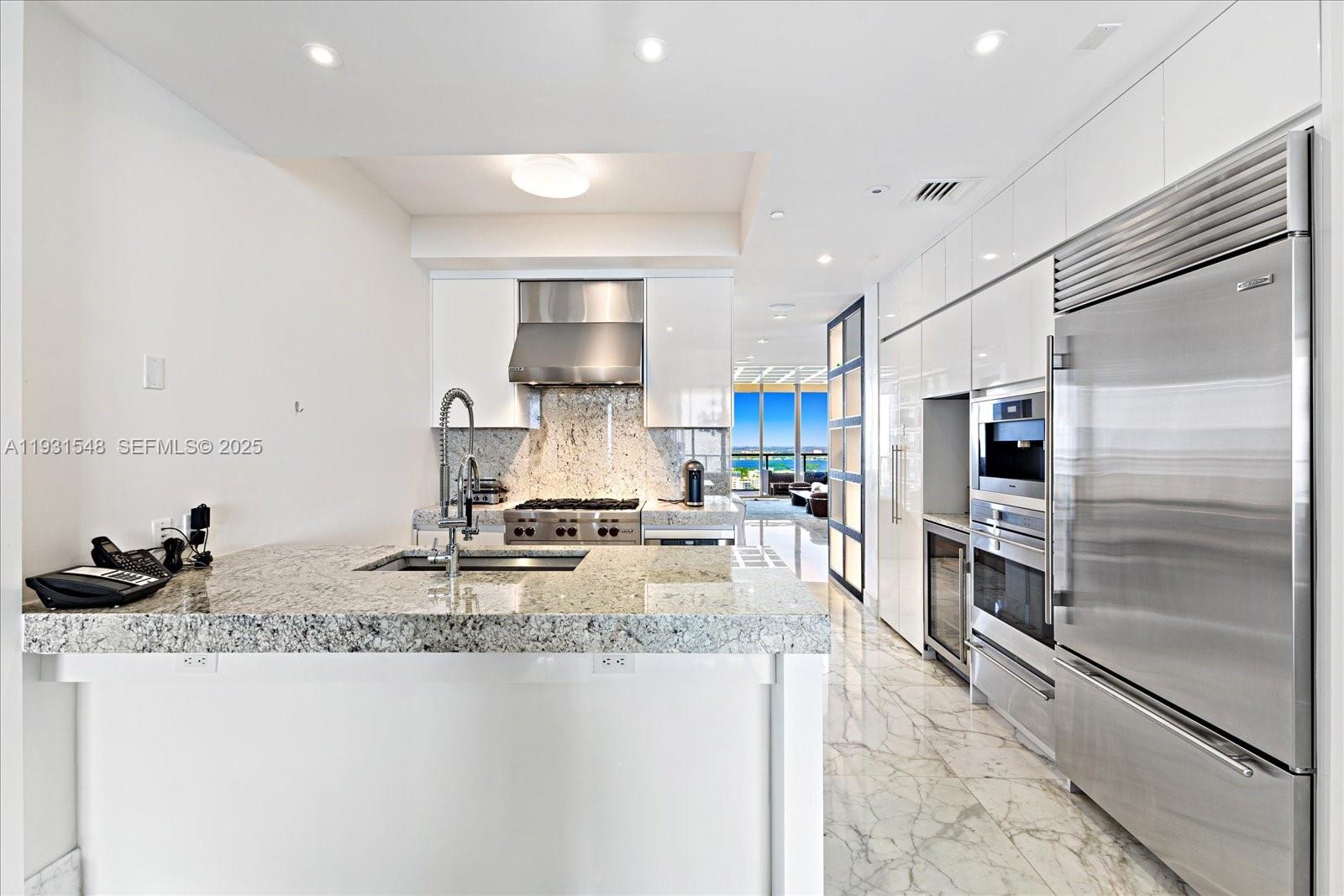 BAL HARBOUR NORTH SOUTH C - Residential