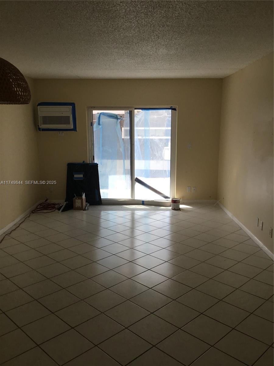 LEISURE BEACH CONDO - Residential