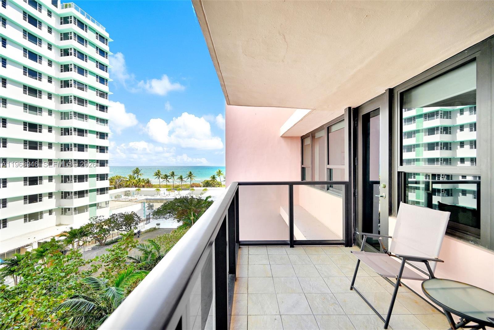 THE ALEXANDER CONDO - Residential