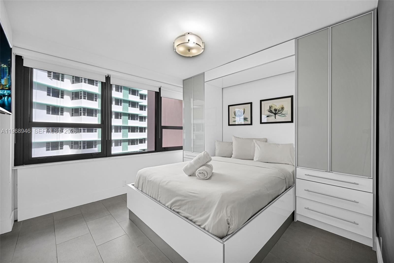 THE ALEXANDER CONDO - Residential