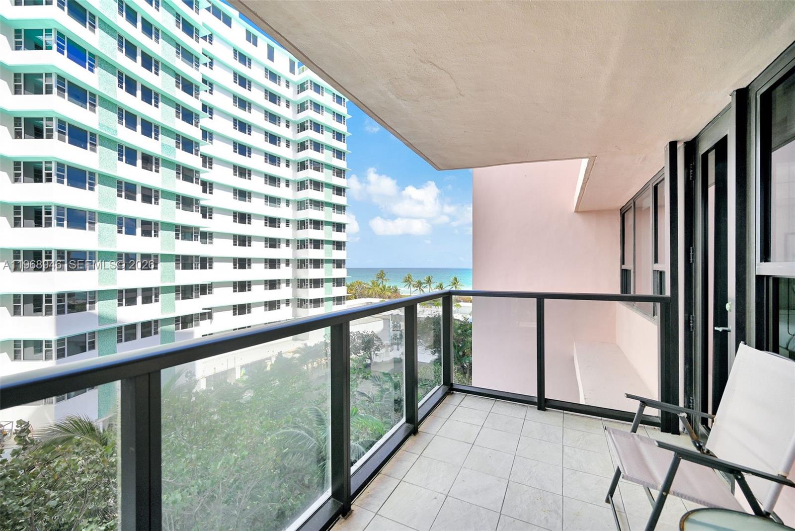 THE ALEXANDER CONDO - Residential