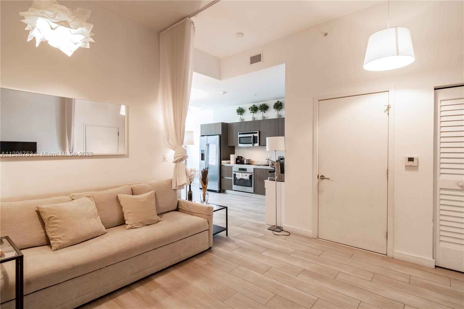 LE PARC AT BRICKELL CONDO - Residential